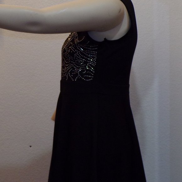 MEANEOR DRESS - Picture 5 of 6